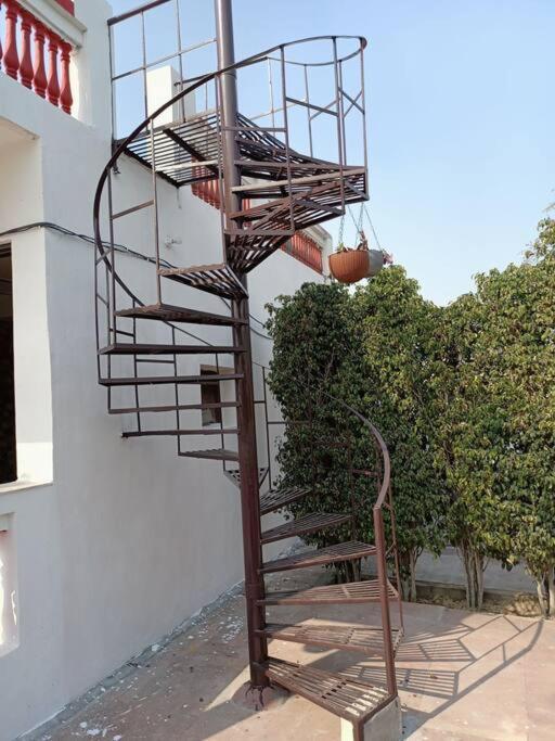Achal Farm जंगल में मंगल Villa Gurgaon Luaran gambar